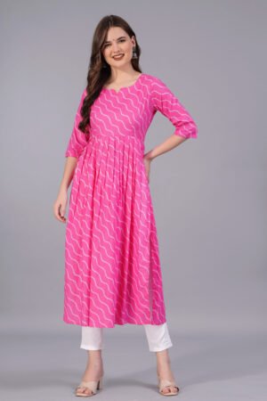 pink south maternity wear